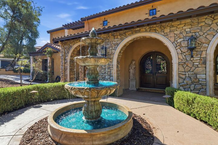Property Photo:  1670 Camino Verdera  CA 95648 