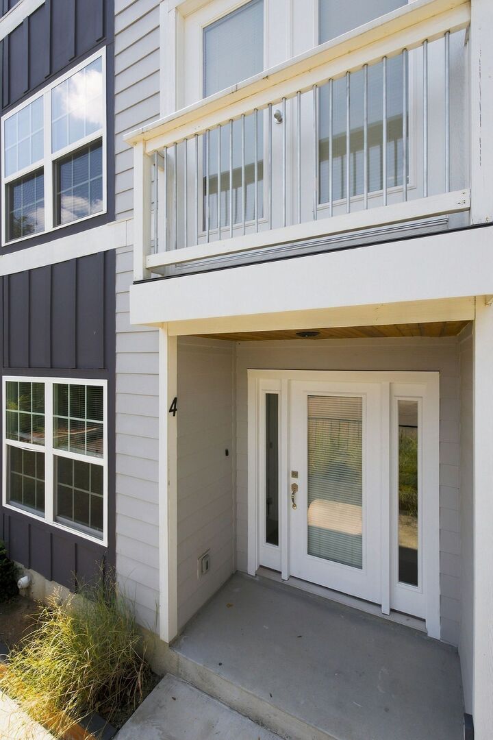 Property Photo: 421 Elysian Fields Rd 4 TN 37211