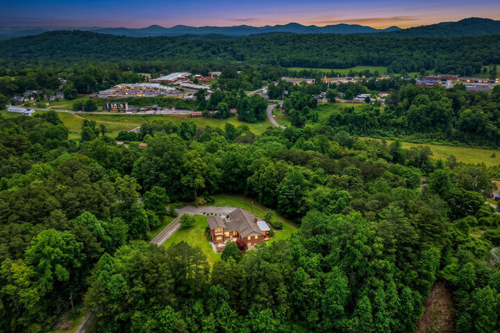 Property Photo:  2850 Appalachian Highway,  GA 30513 