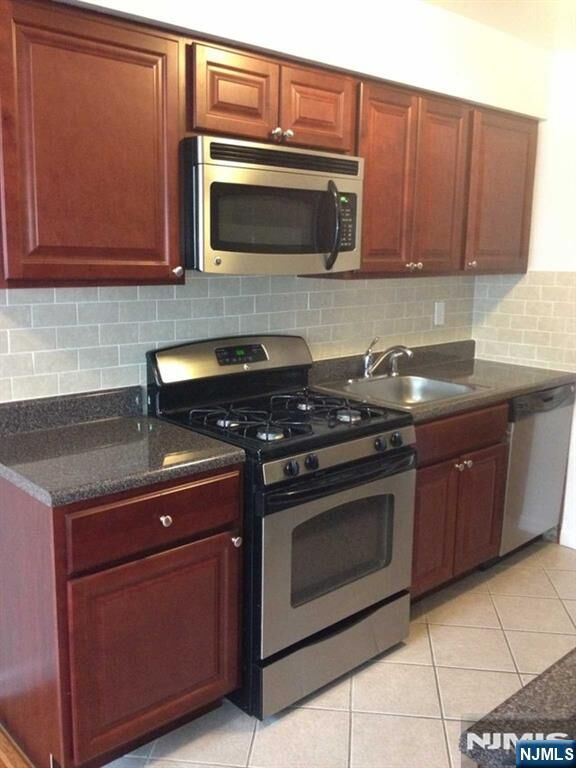 Property Photo: 2175 Hudson Terrace 9-B NJ 07024