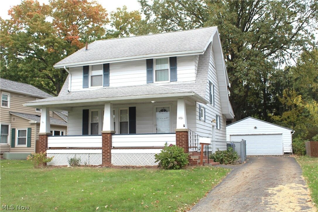 Property Photo: 1031 Sackett Avenue OH 44221