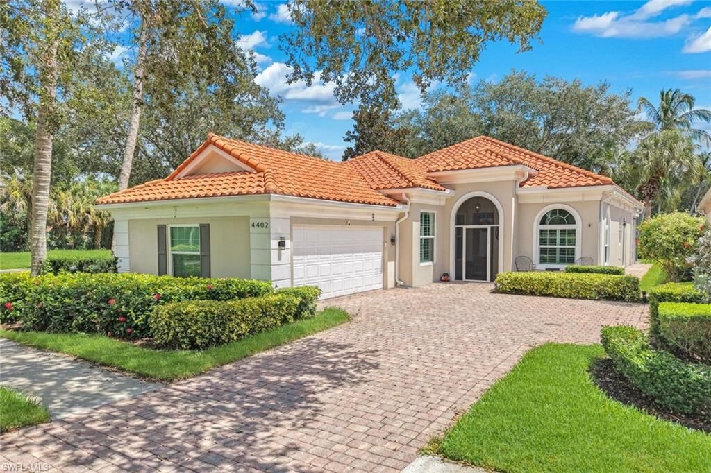Property Photo:  4402 Prescott Ln  FL 34119 