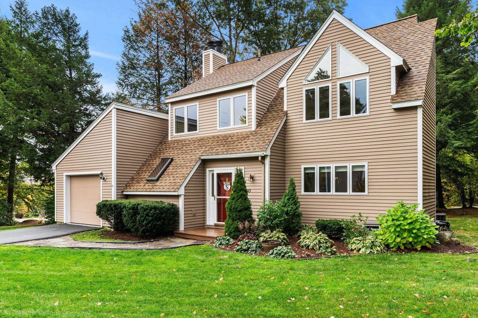 Property Photo:  43 Alpine Circle  NH 03246 