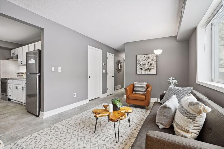 Property Photo:  439 Arlington Avenue E  MN 55130 