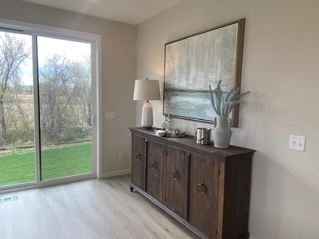 Property Photo: 14703 Kingsview Lane N MN 55327