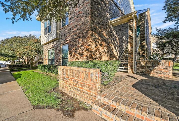 Property Photo:  3100 Devonshire Drive 209  TX 75075 