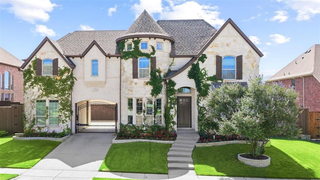 Property Photo:  4664 Maverick Way  TX 75010 