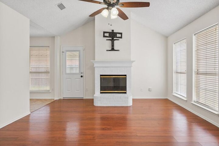 Property Photo:  1124 Margie Street  TX 76028 
