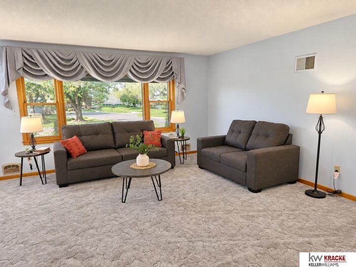 Property Photo: 603 N 11th Street NE 68466