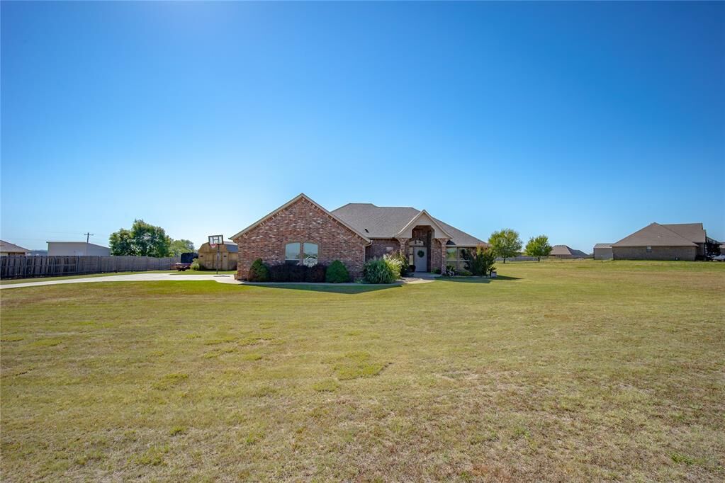 Property Photo: 2293 County Road 1311 OK 73010
