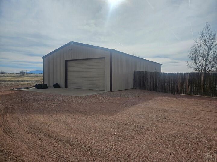 Property Photo:  1408 Kiva Dr  CO 81007 