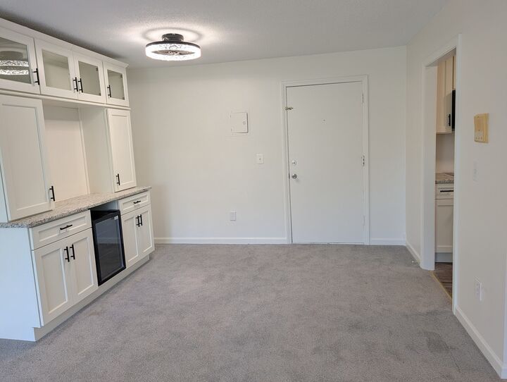 Property Photo:  139 King Street U306  MA 02038 