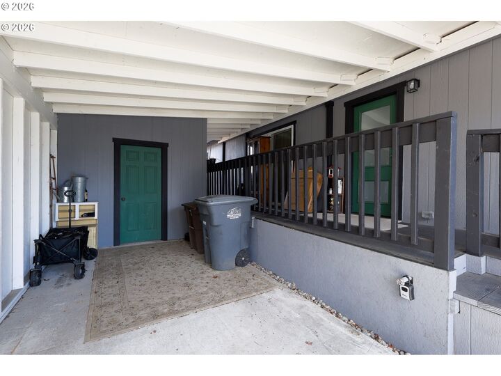Property Photo:  1901 SE Minter Bridge Rd 15  OR 97123 