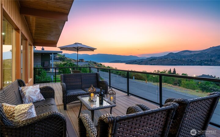 Property Photo:  621  Mountain View Dr  WA 98816 