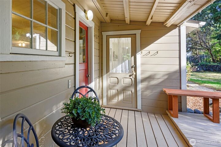 Property Photo: 141 Market Street WA 98339
