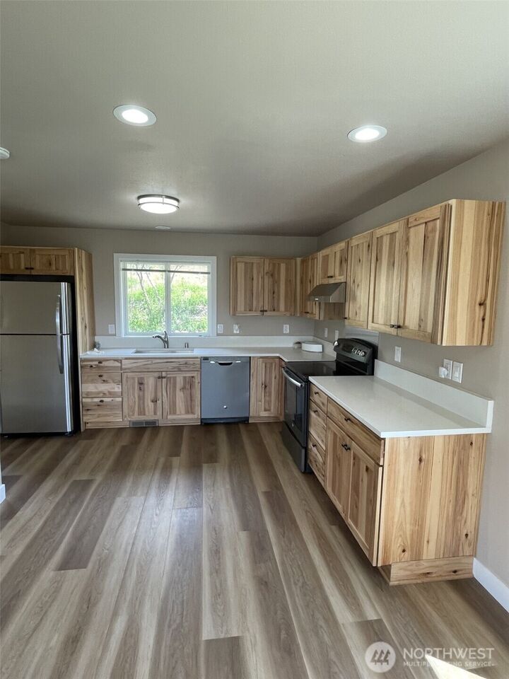 Property Photo:  2511  Upper Green Canyon Rd  WA 98926 