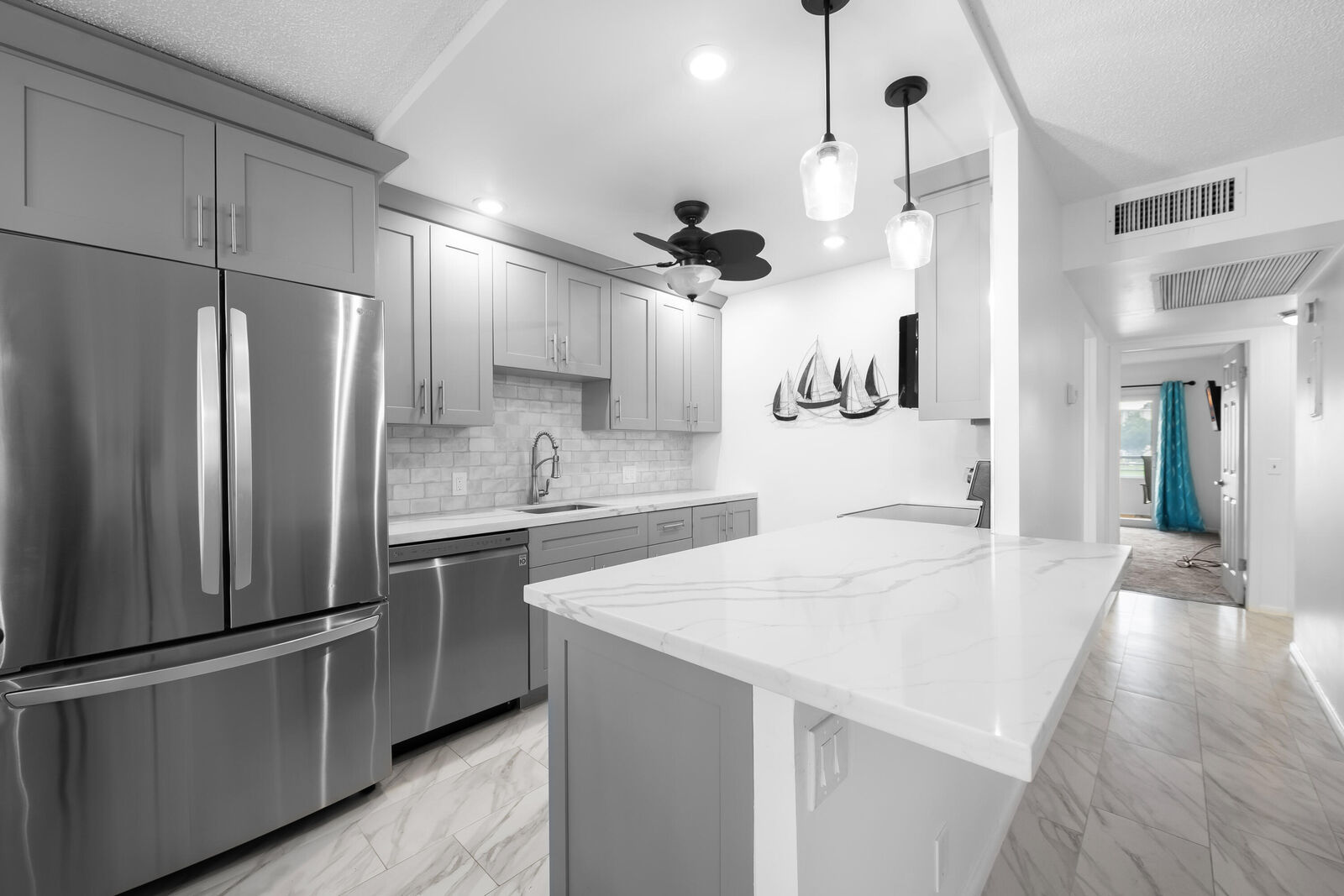 Property Photo:  2025 Guildford B  FL 33434 