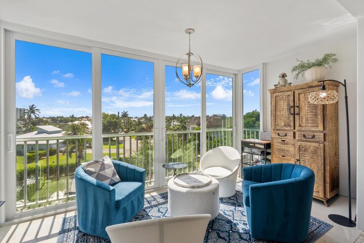 Property Photo:  930 Dogwood Drive 457  FL 33483 