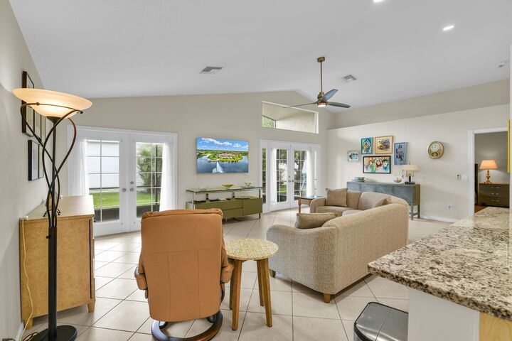 Property Photo: 7332 Tonga Court FL 33437