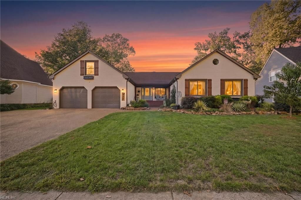 Property Photo: 530 San Pedro Dr VA 23322