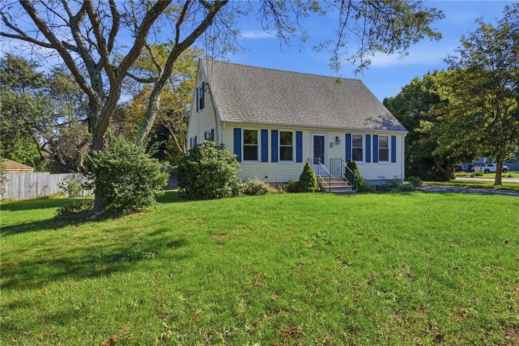Property Photo:  2 Surrey Drive  RI 02891 
