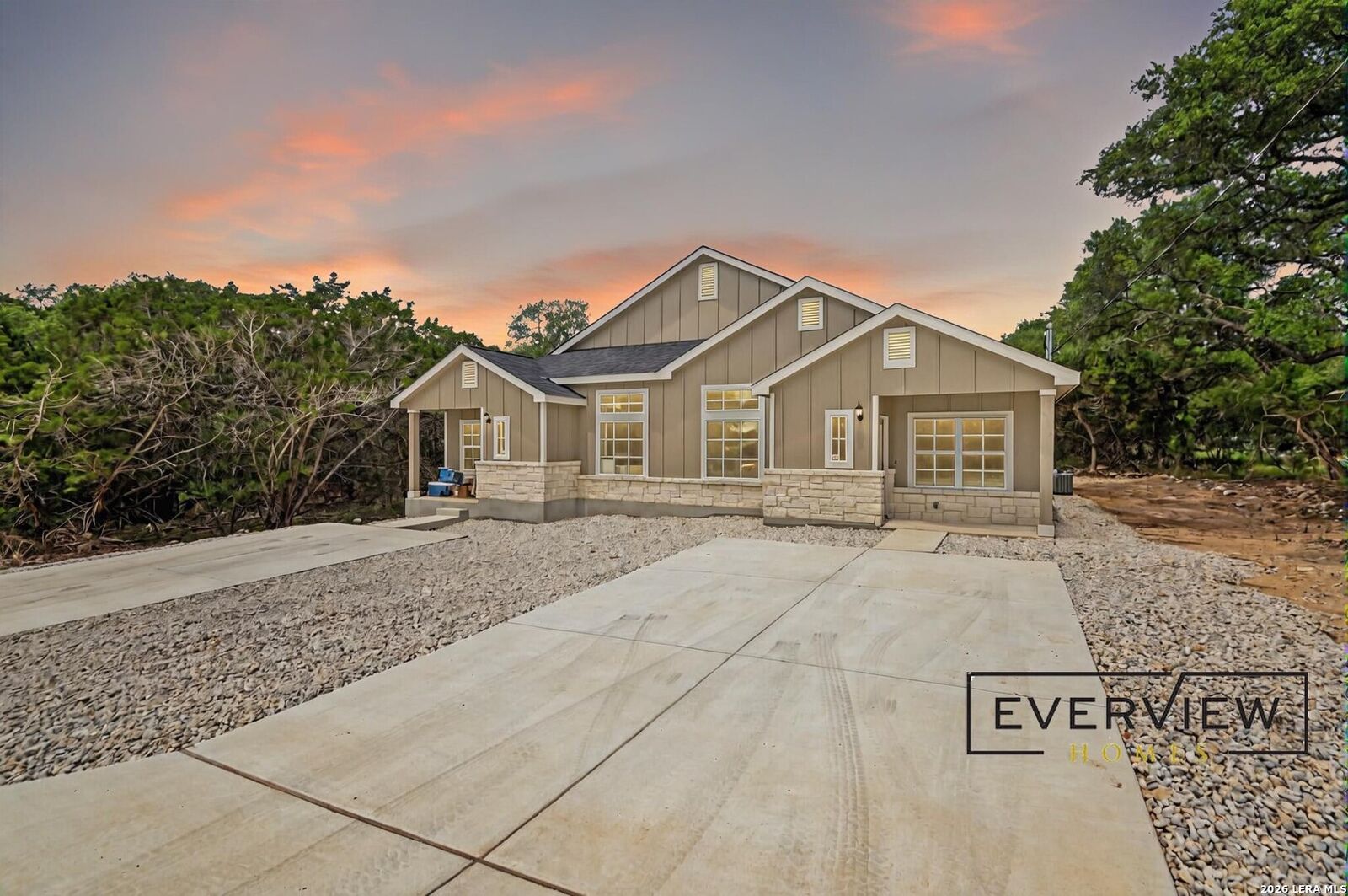 Property Photo:  2908 Puter Creek Rd B  TX 78070 