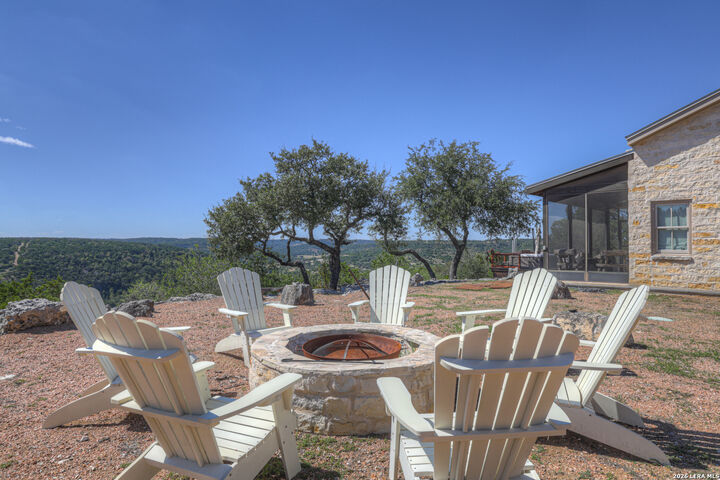 Property Photo:  2119 Lariat Rdg  TX 78132 