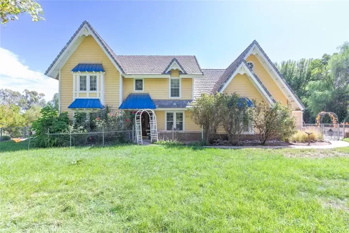 Property Photo:  32162 Leslie Street  CA 92595 