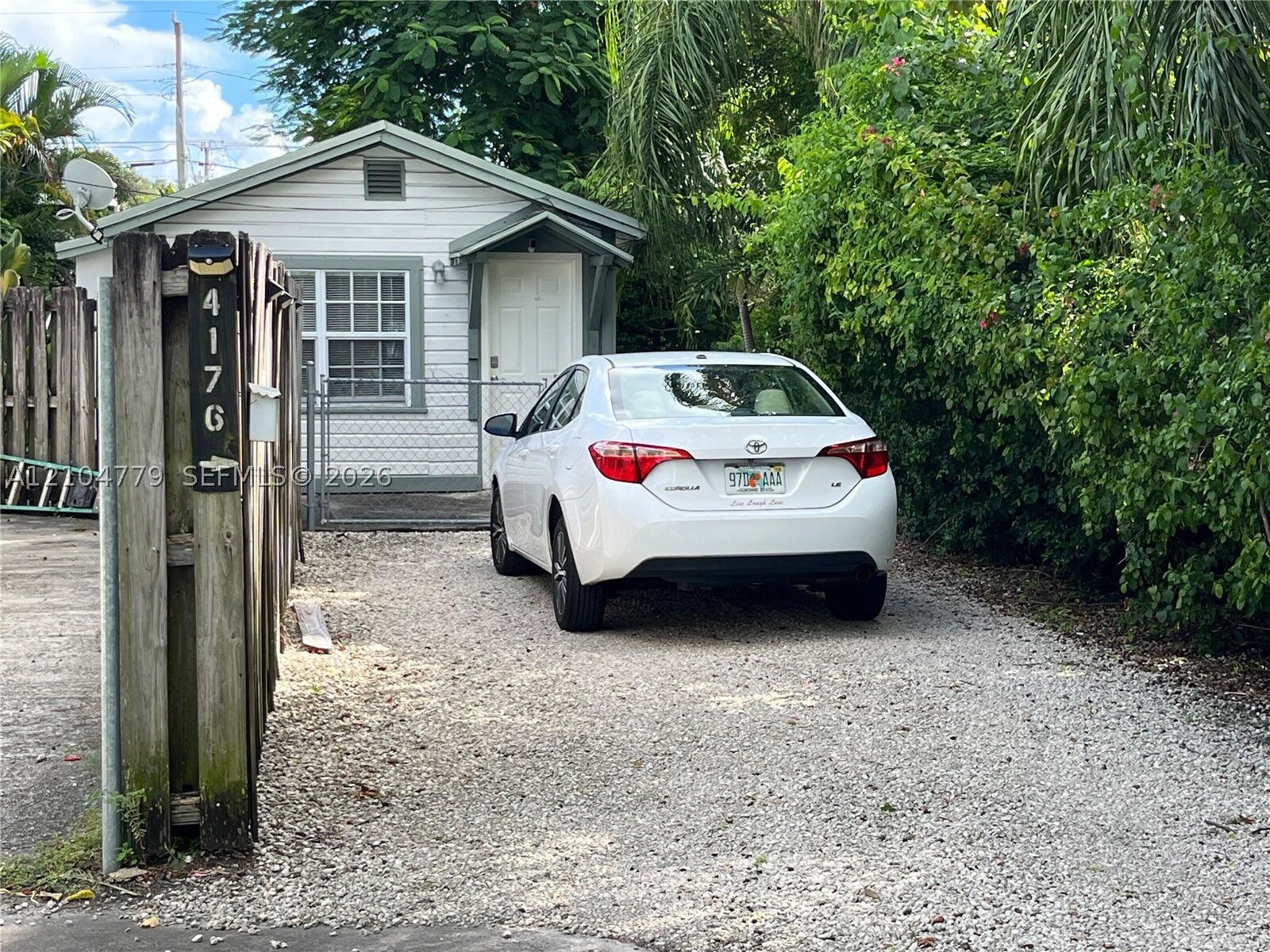 Property Photo: 4176 SW 9th St B FL 33134