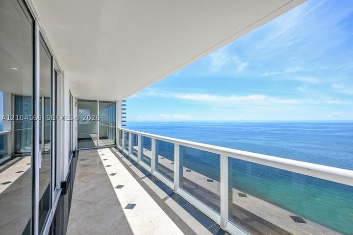 Property Photo:  1850 S Ocean Dr Lp4204  FL 33009 