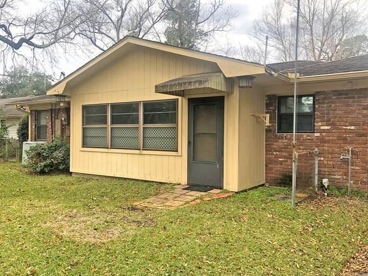 Property Photo:  1010 21st St.  TX 77706 
