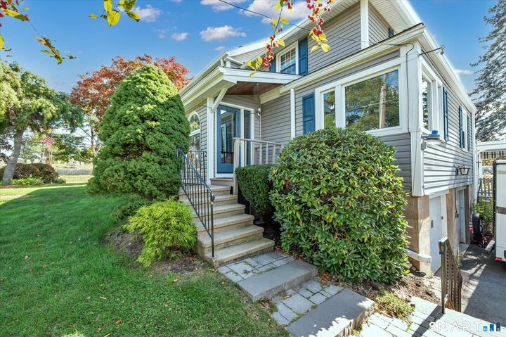 Property Photo:  495 Ridge Road  CT 06457 
