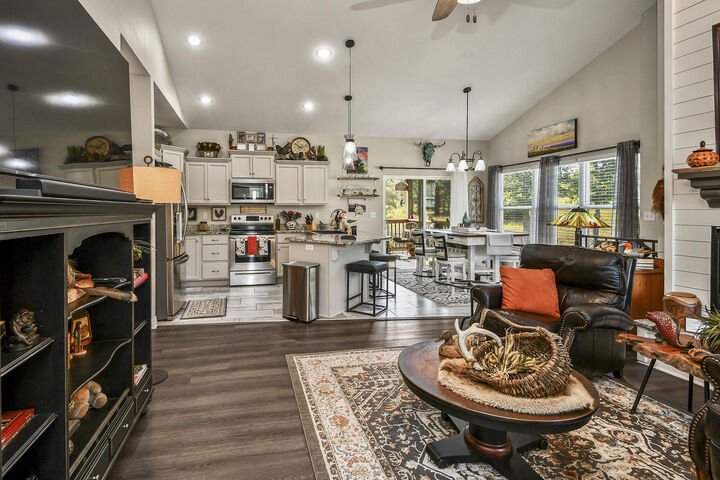 Property Photo:  328 Three Pines Circle  MO 65737 