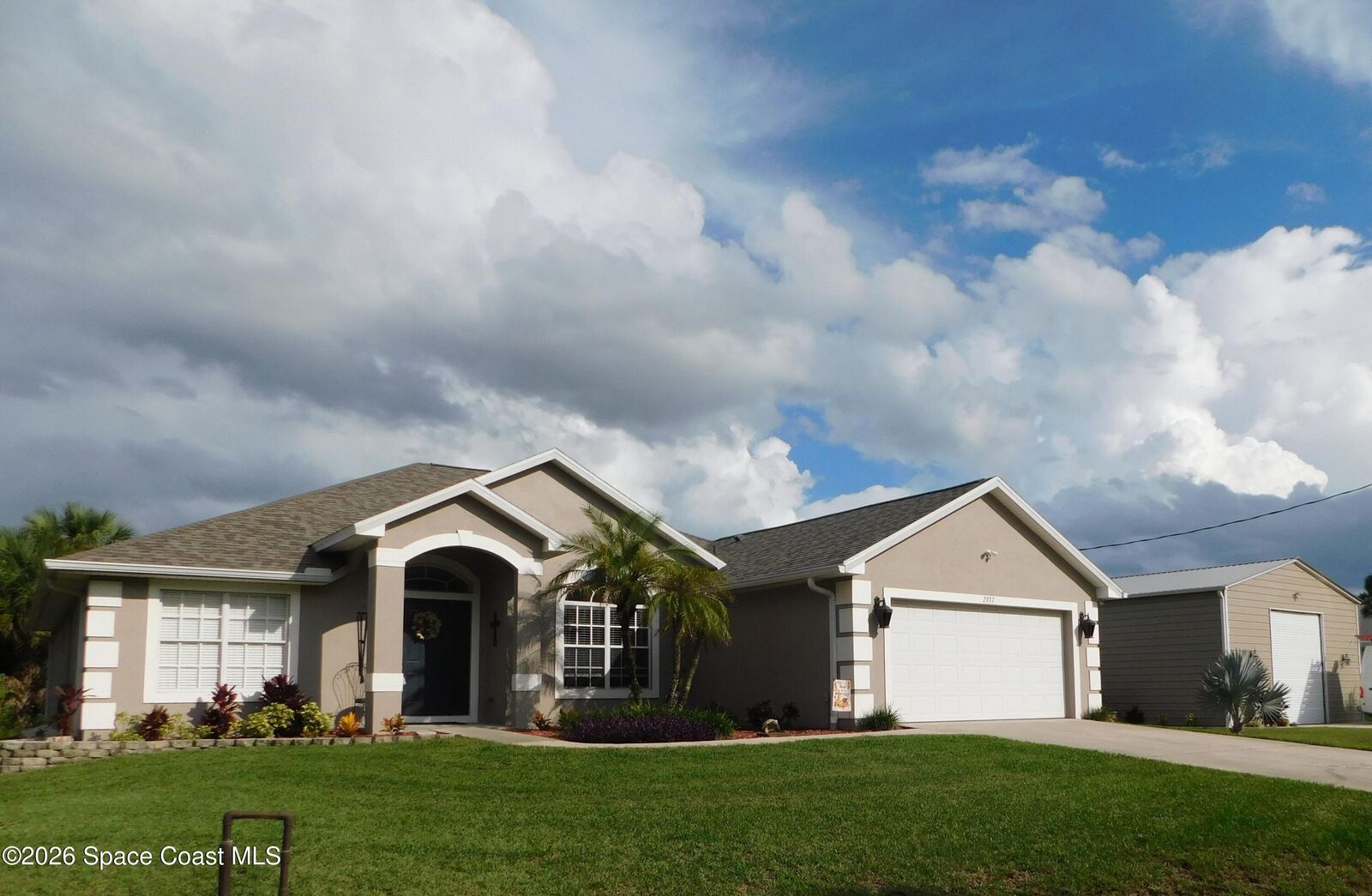 Property Photo:  2937 Fowler Avenue SW  FL 32908 