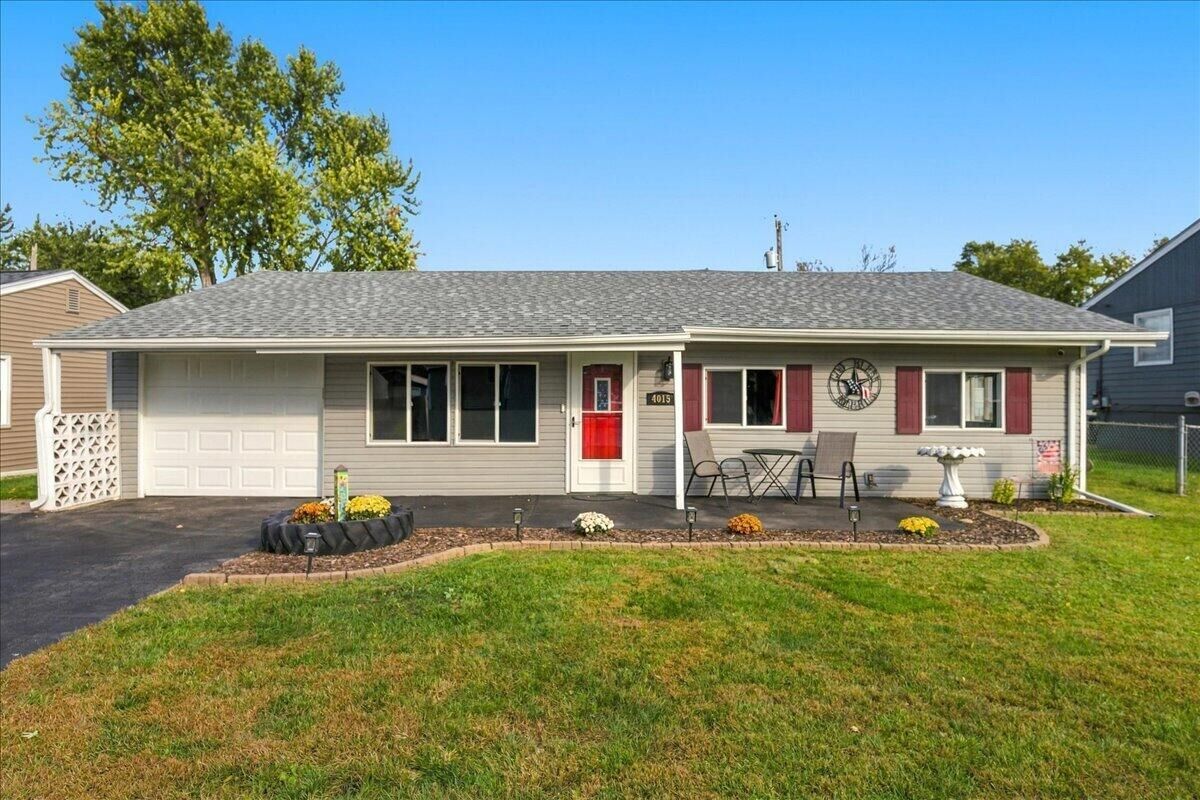 Property Photo:  4015 Wakeman Drive  IA 51501 