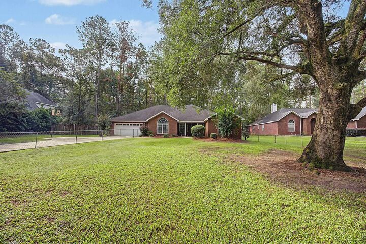 Property Photo: 7787 Mahan Drive FL 32309
