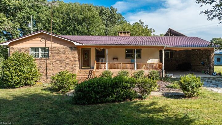 Property Photo: 1839 Upper Road NC 27341