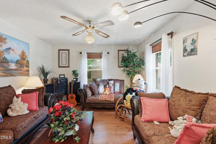 Property Photo: 2109 Shamrock Drive E NC 27893