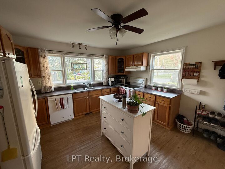 Property Photo: 22 Third Street N ON K0K 2T0