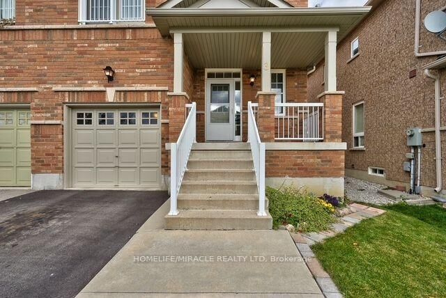 Property Photo: 3 Ashdale Road ON L6Y 5M7