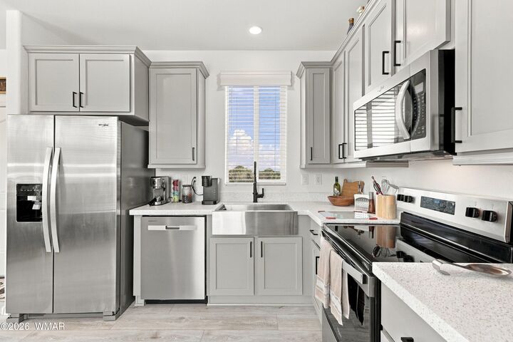 Property Photo:  8445 Apache Drive  AZ 85901 