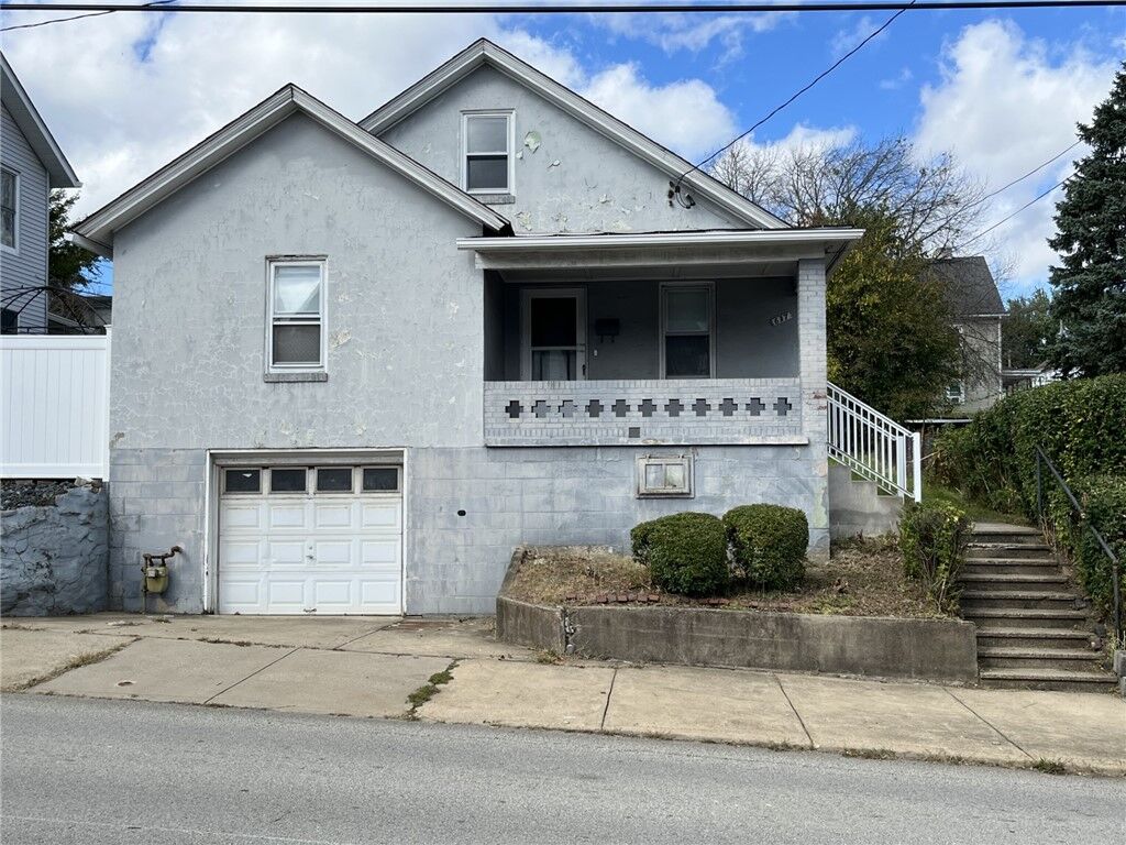 Property Photo: 637 W Otterman St PA 15601