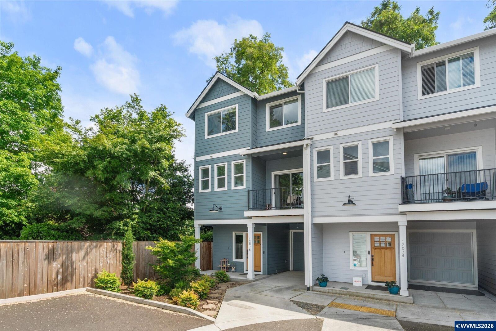 Property Photo: 12076 SE Harold St OR 97226