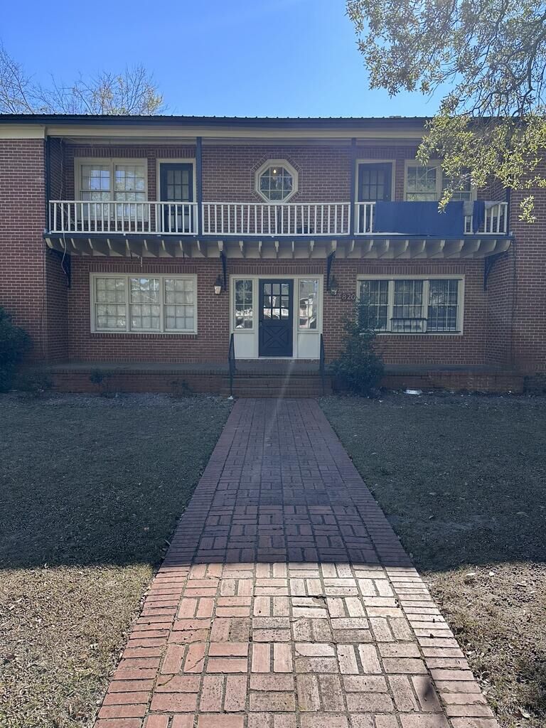 Property Photo: 820 #2 W 3rd Avenue GA 31701