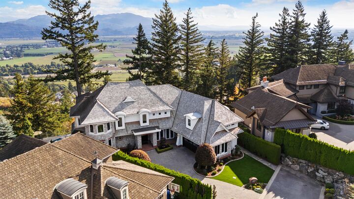 Photo de la propriété: 2430 Jonquil Court BC V3G 3E8