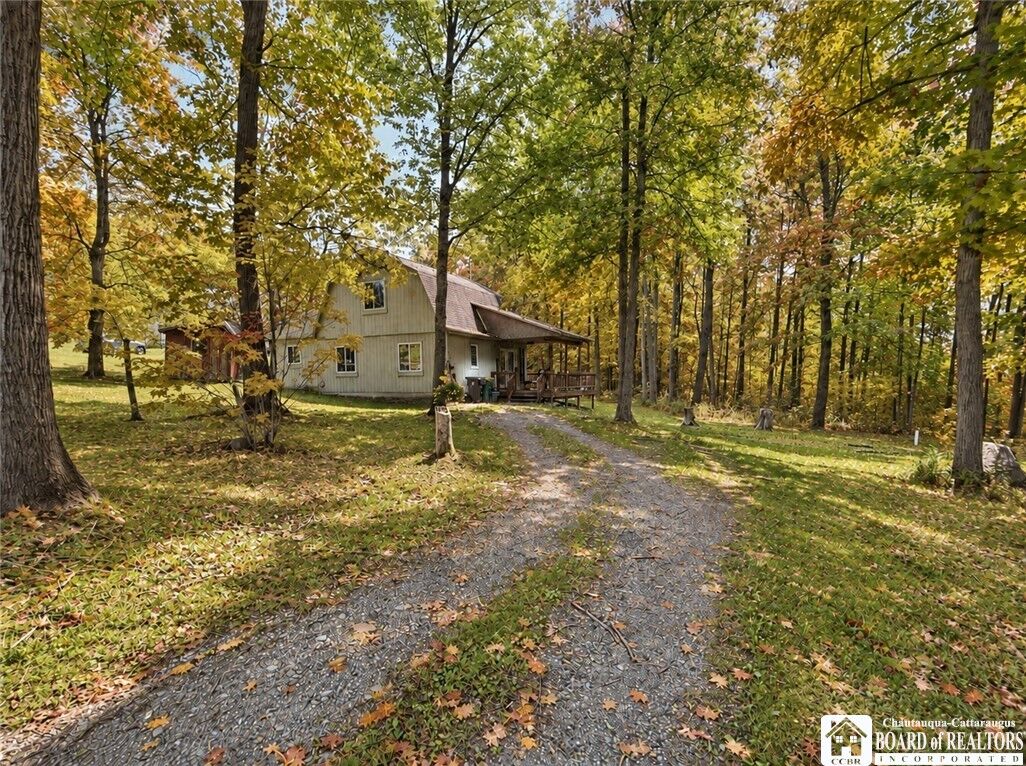 Property Photo:  3547 Moon Road  NY 14107 