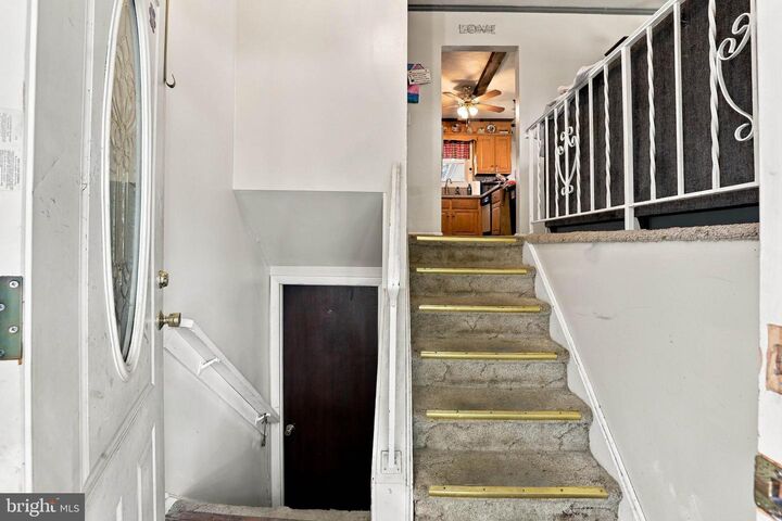 Property Photo: 105 Schoeneck Road PA 17522