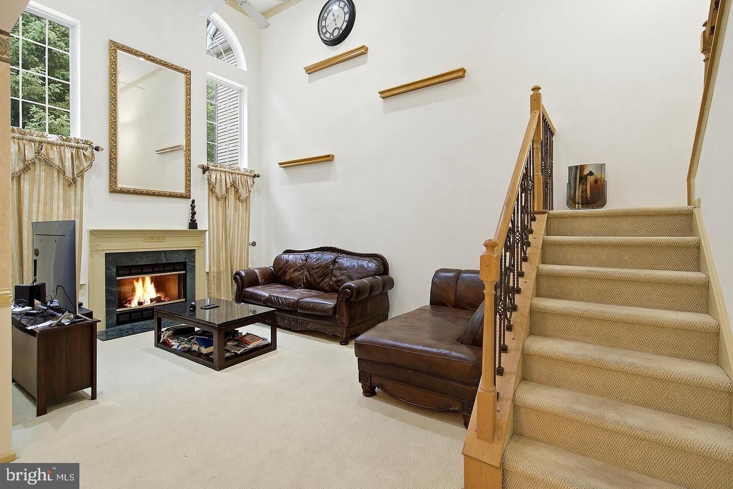 Property Photo:  10 Burr Court  NJ 08536 