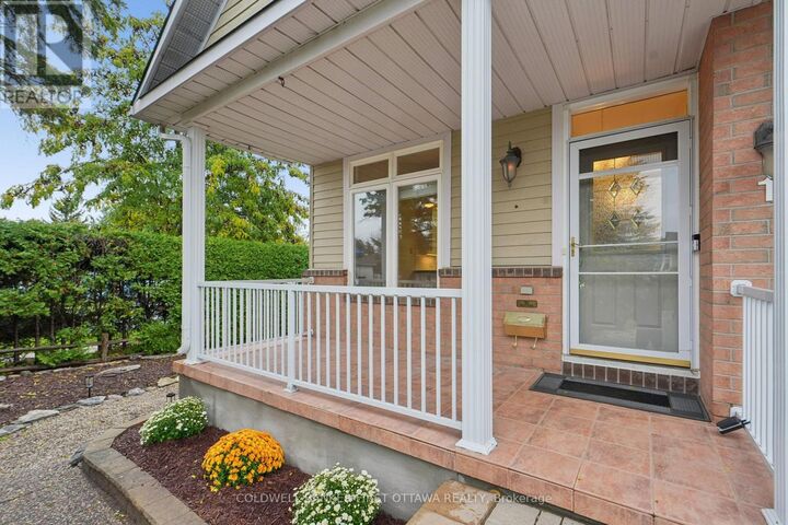 Property Photo: 1 Sable Run Drive ON K2S 1W2