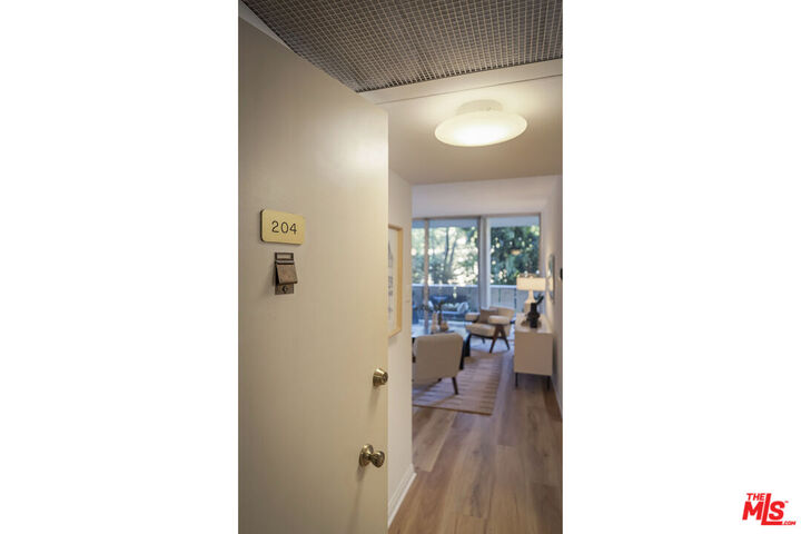 Property Photo: 4455 Los Feliz Blvd, Unit 204 CA 90027